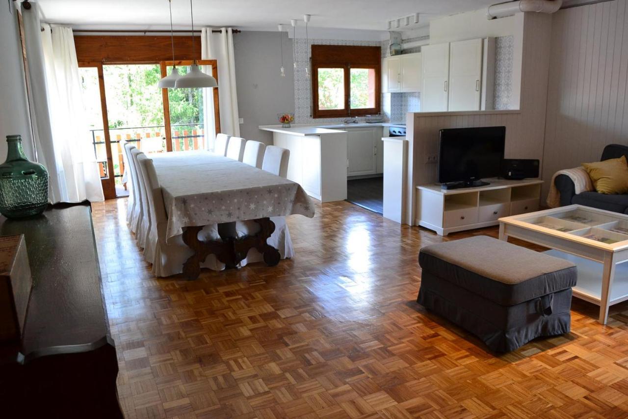 Amplio Apartamento Con Piscina En Llivia Zewnętrze zdjęcie