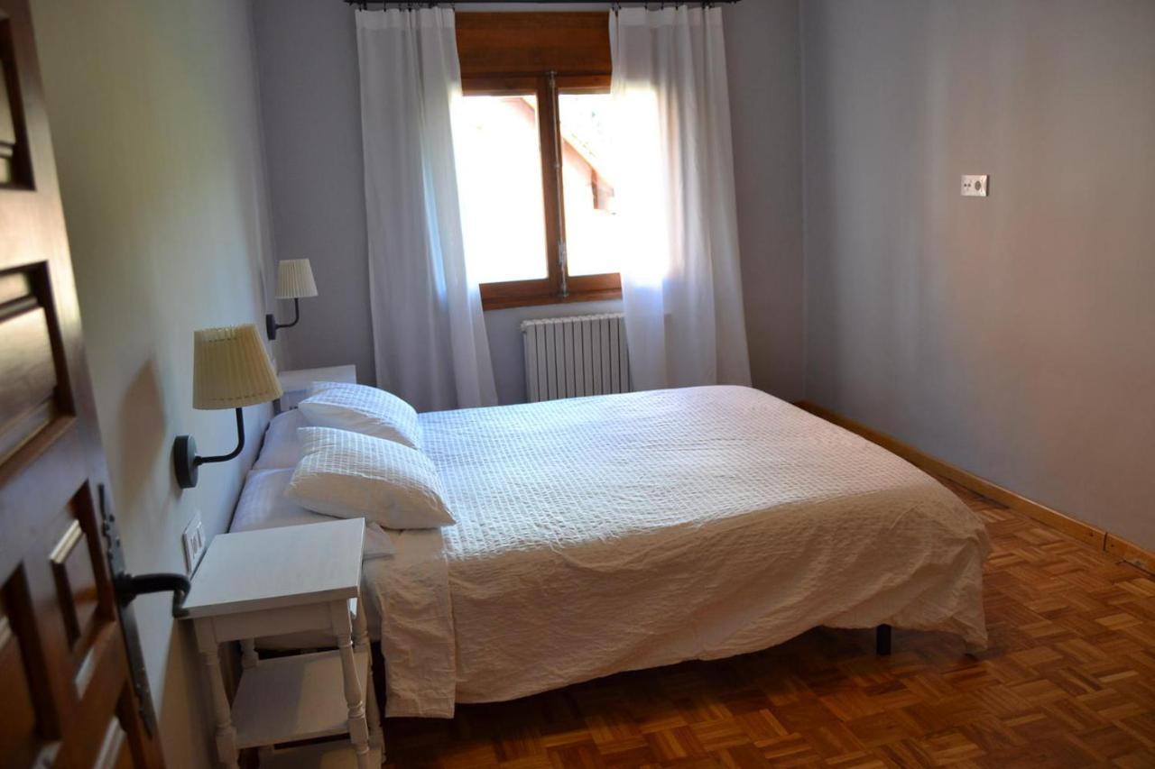 Amplio Apartamento Con Piscina En Llivia Zewnętrze zdjęcie